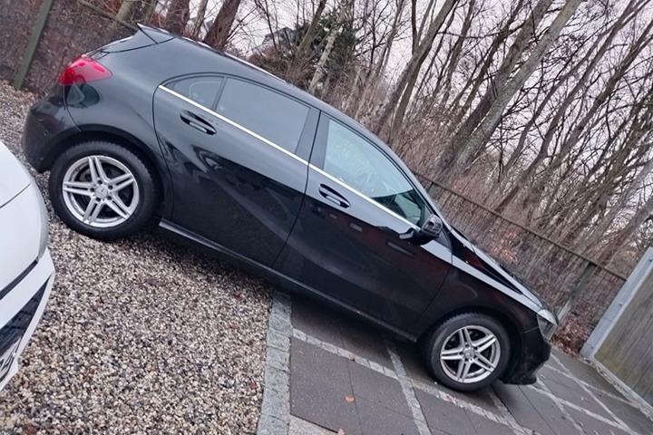 undefined Mercedes 190 E fra 2016