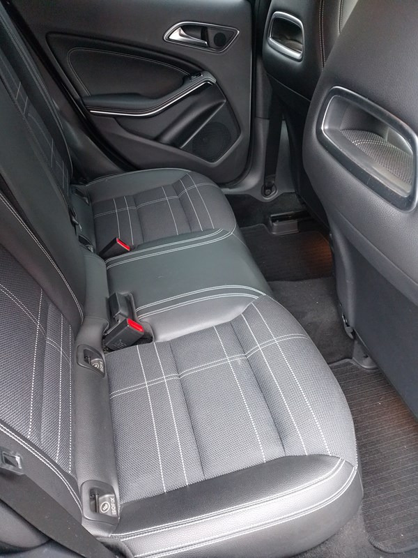 undefined Mercedes 190 E fra 2016