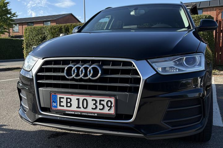 Sort Audi Q3 fra 2015