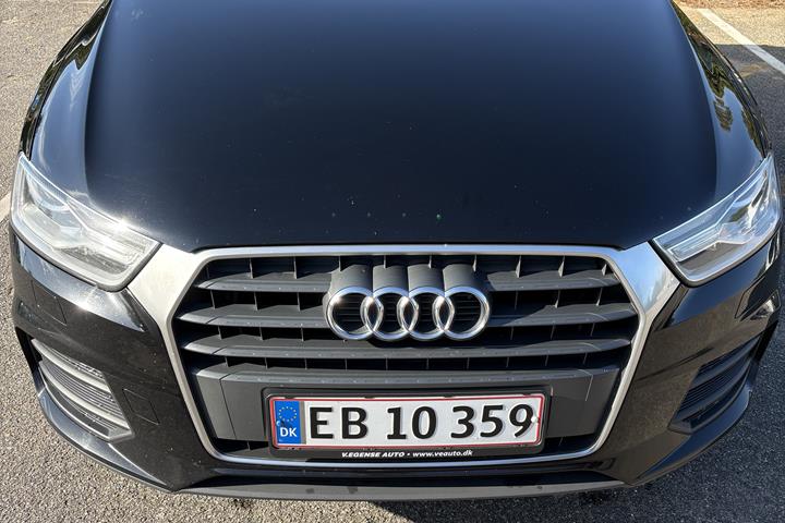 Sort Audi Q3 fra 2015