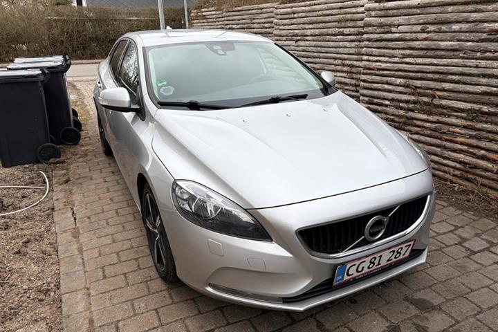 undefined Volvo V40 fra 2018