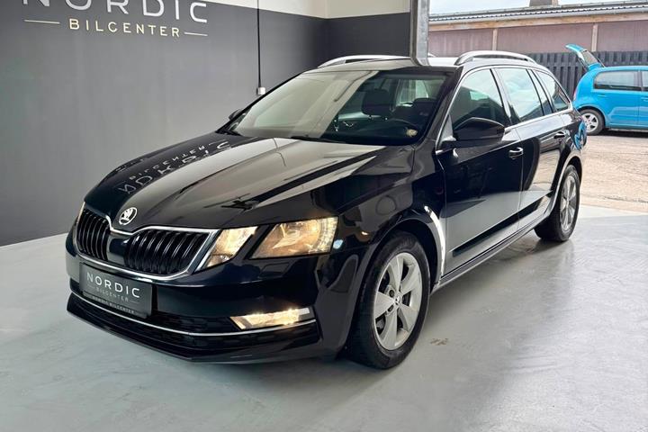 undefined Skoda Octavia fra 2019 set udefra