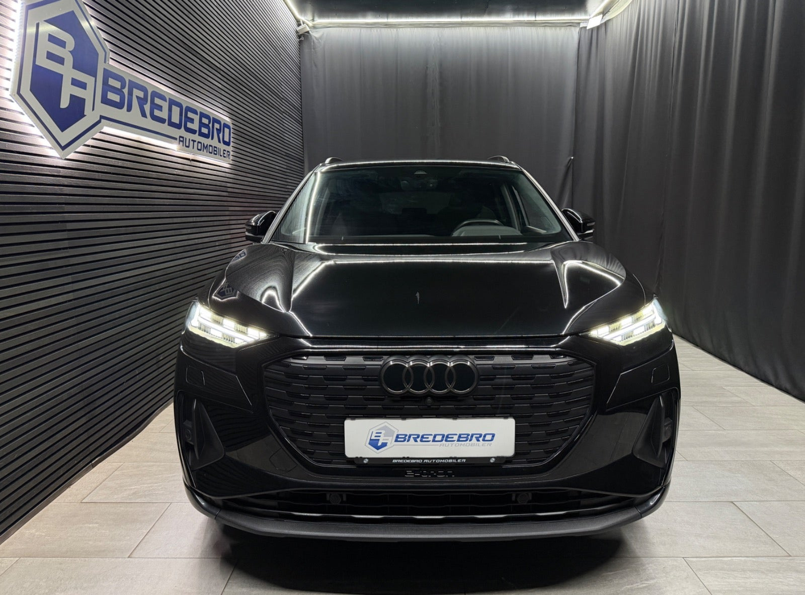 Sort Audi Q4 e-tron fra 2025