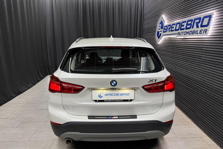 Hvid BMW X1 fra 2018