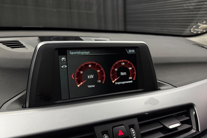 Hvid BMW X1 fra 2018