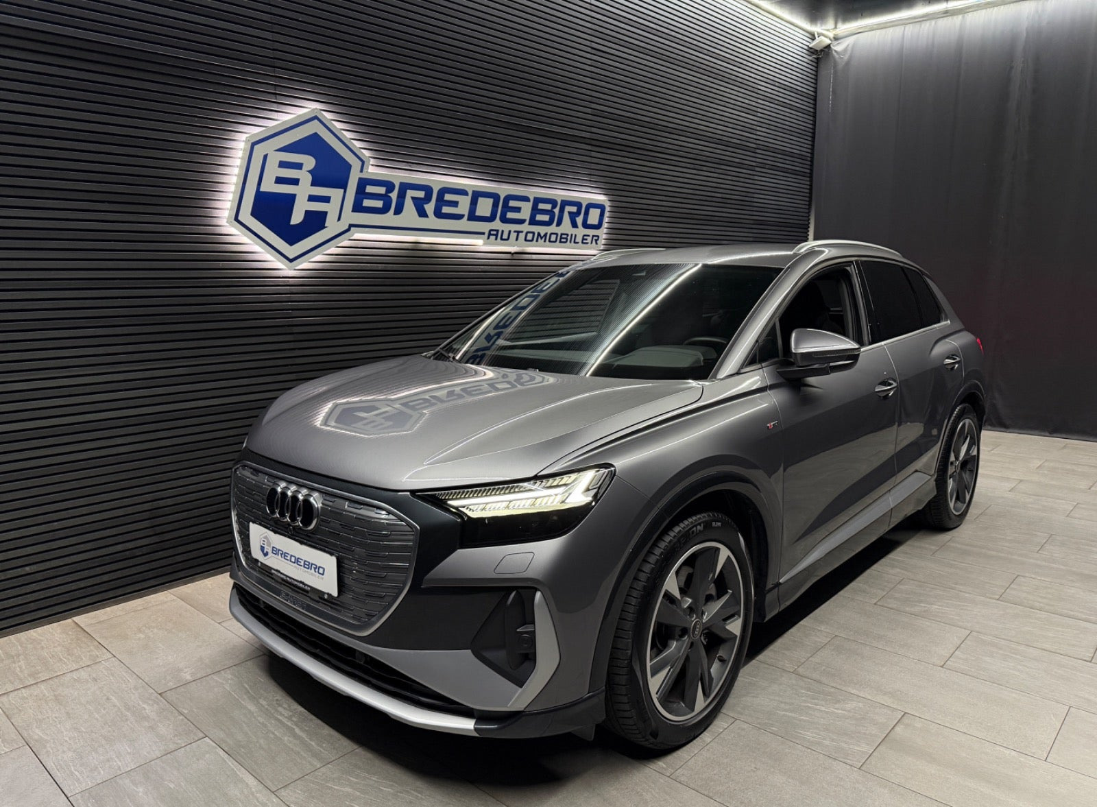 Audi Q4 e-tron 45 S-line