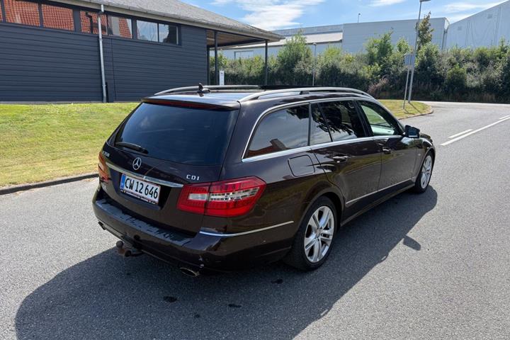 undefined Mercedes E350 fra 2010