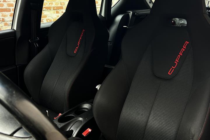 Hvid Seat Leon fra 2008