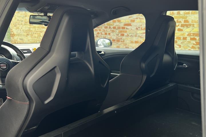 Hvid Seat Leon fra 2008