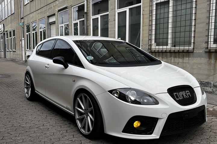 Hvid Seat Leon fra 2008