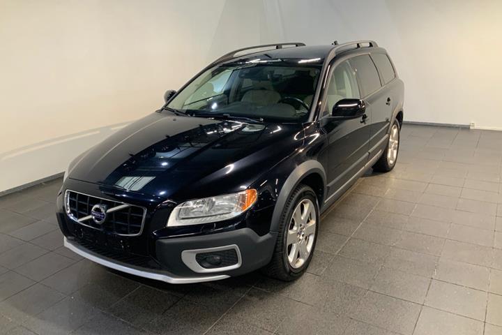 Sort Volvo XC70 fra 2012 set udefra