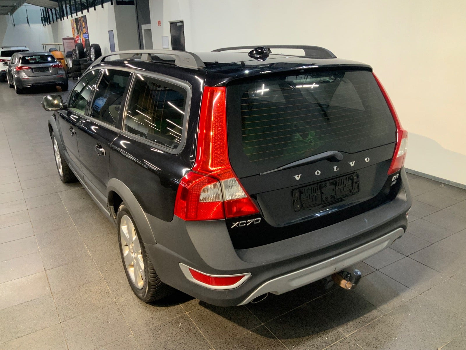 Sort Volvo XC70 fra 2012