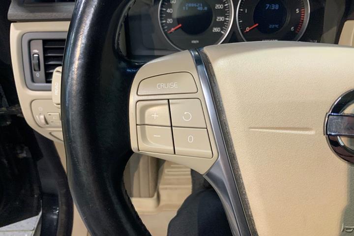 Sort Volvo XC70 fra 2012