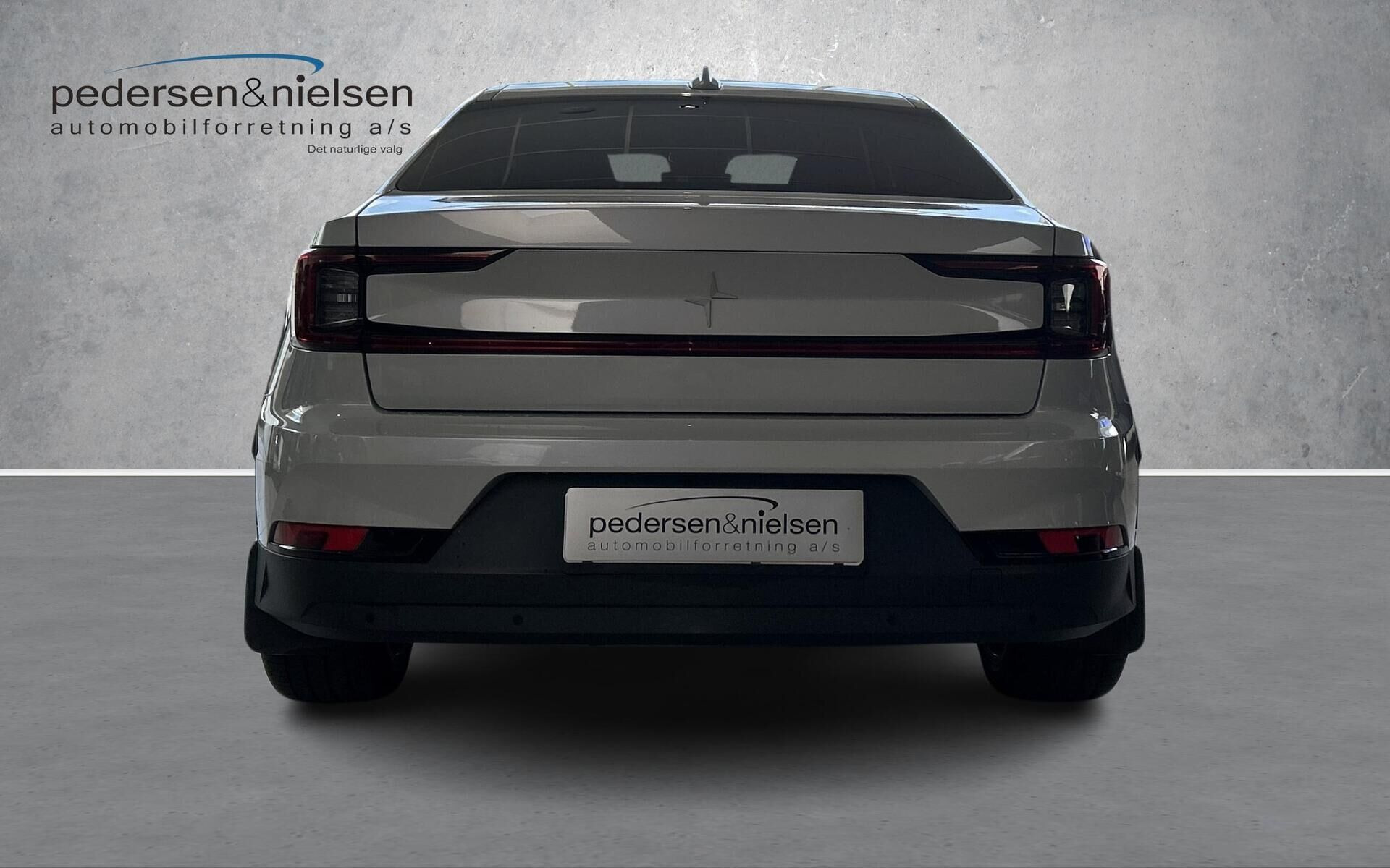 Grå Polestar 2 fra 2021