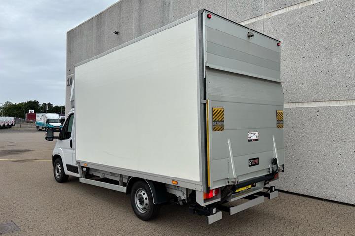 Hvid Fiat Ducato fra 2024