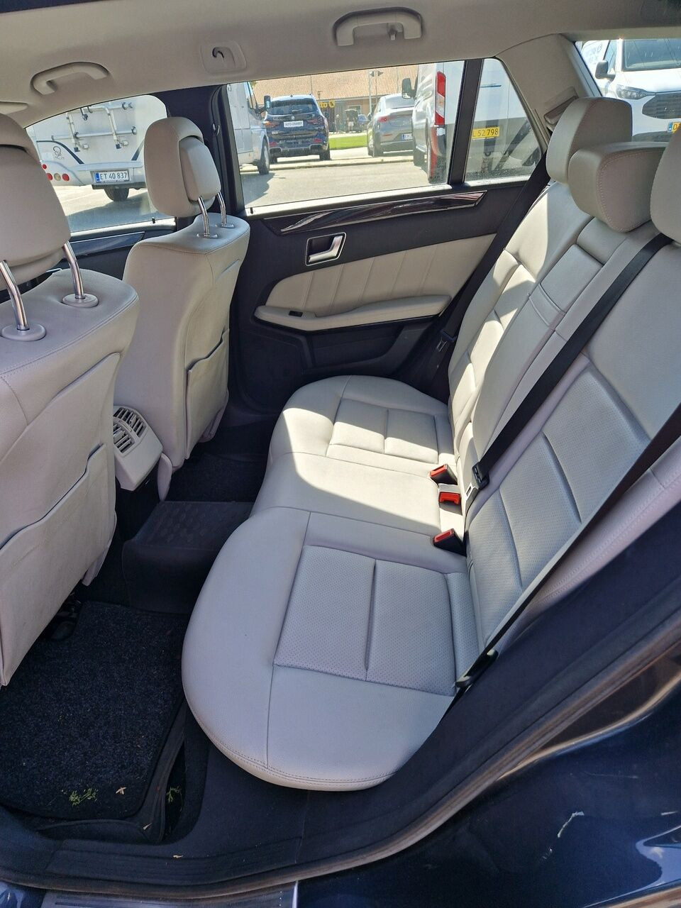 undefined Mercedes E220 d fra 2011