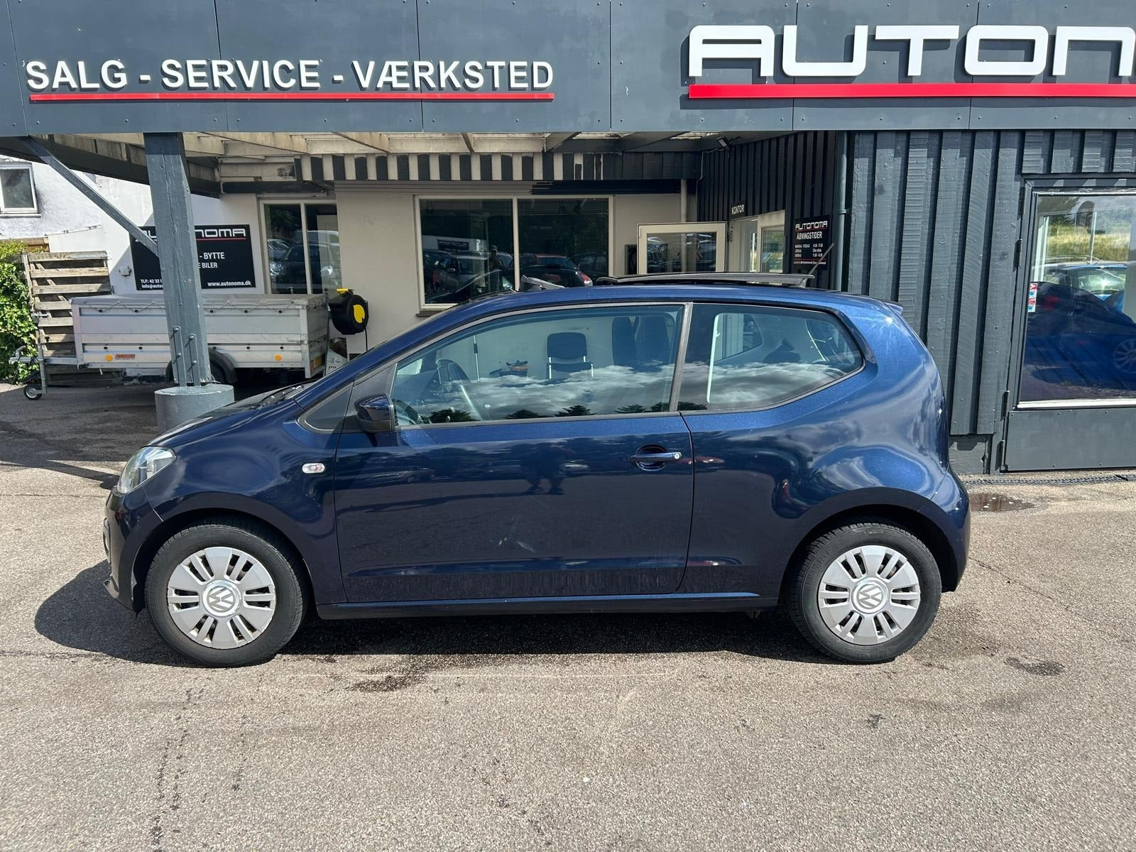 Blå VW UP! fra 2014