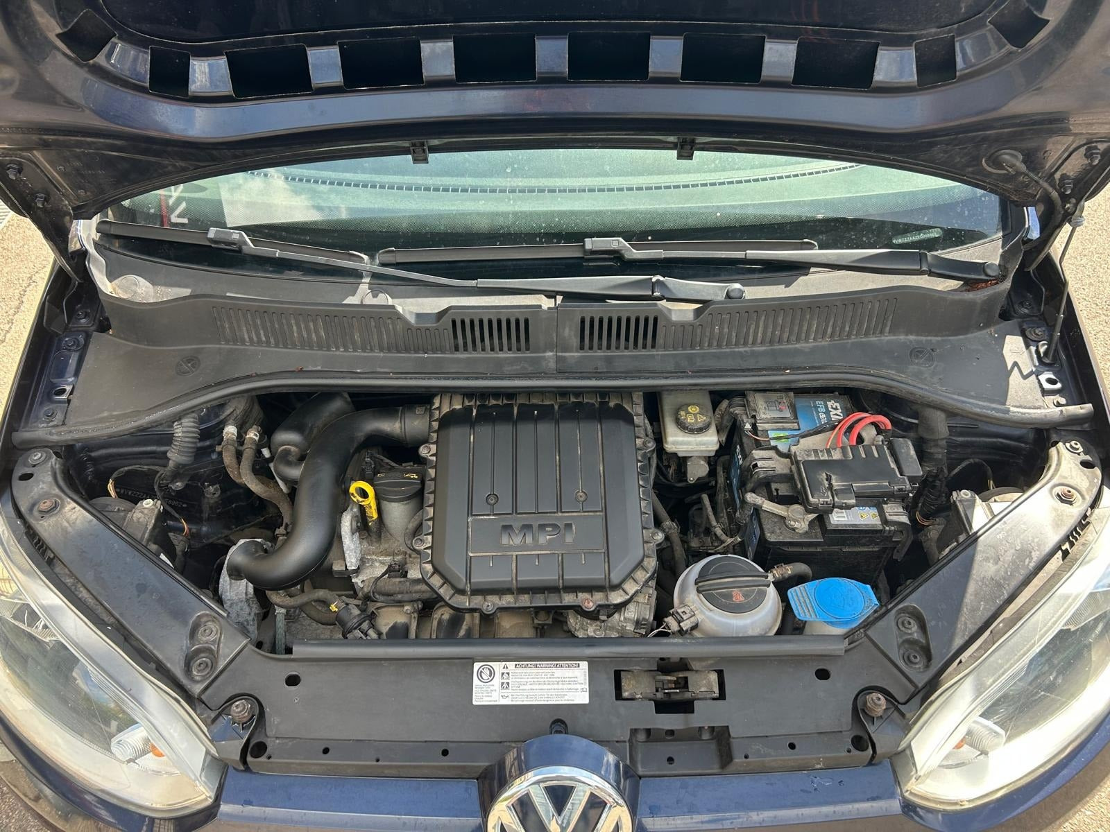 Blå VW UP! fra 2014