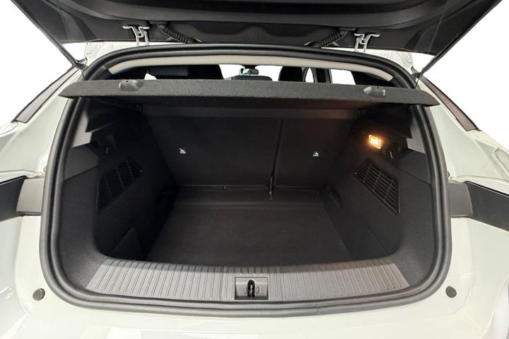 Hvid Renault Megane E-Tech fra 2022
