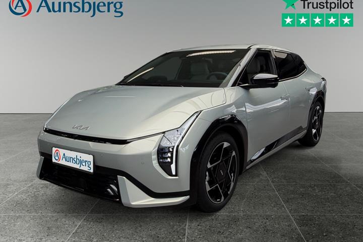 Sølv Kia EV4 fra 2026 set udefra