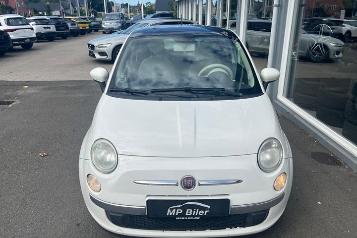 Hvid Fiat 500 fra 2010