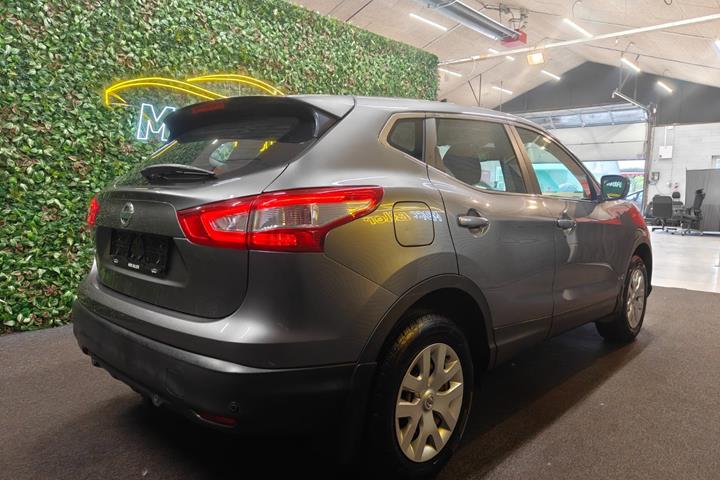 undefined Nissan Qashqai fra 2014