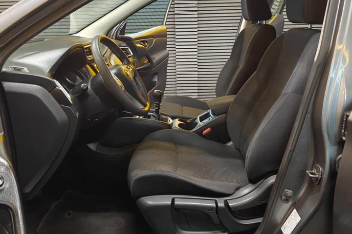 undefined Nissan Qashqai fra 2014