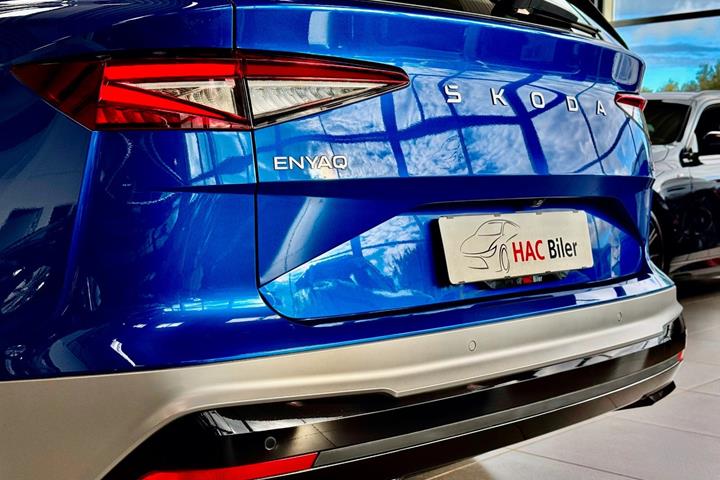 Blå Skoda Enyaq fra 2026