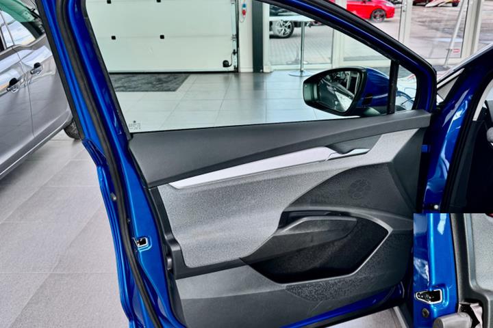 Blå Skoda Enyaq fra 2026