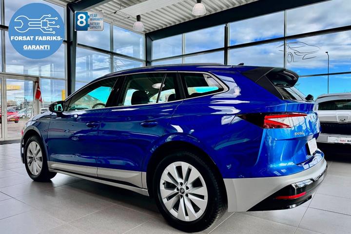 Blå Skoda Enyaq fra 2026