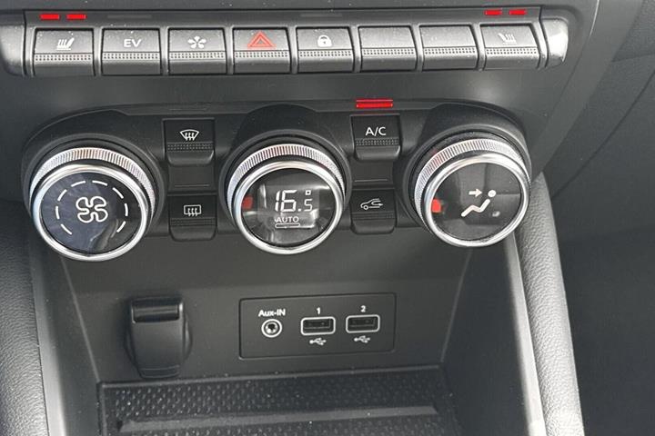 Hvid Renault Captur fra 2021