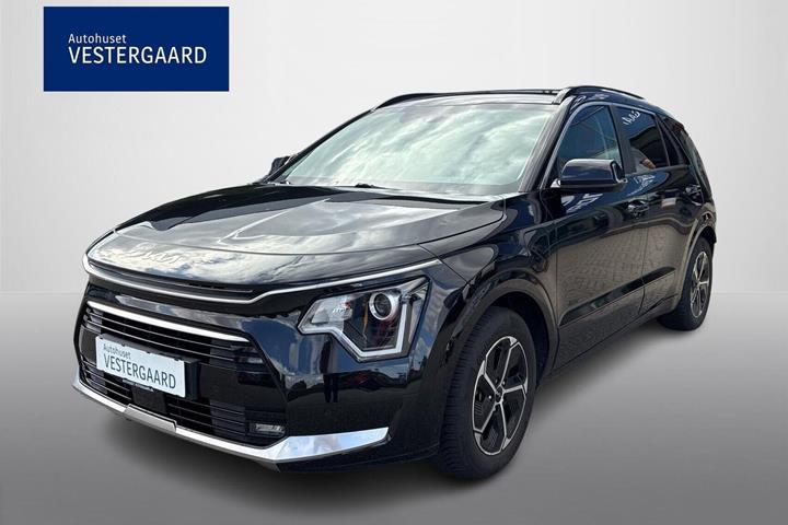Sort Kia Niro fra 2022 set udefra