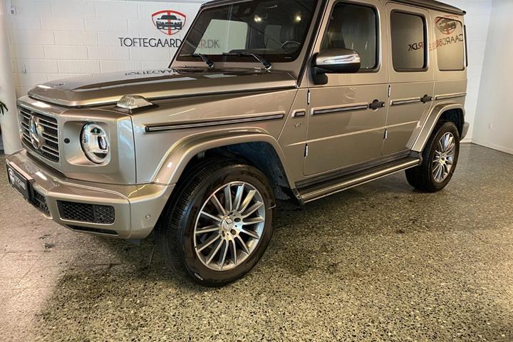 Orange Mercedes G500 fra 2018 set udefra