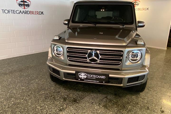 Orange Mercedes G500 fra 2018