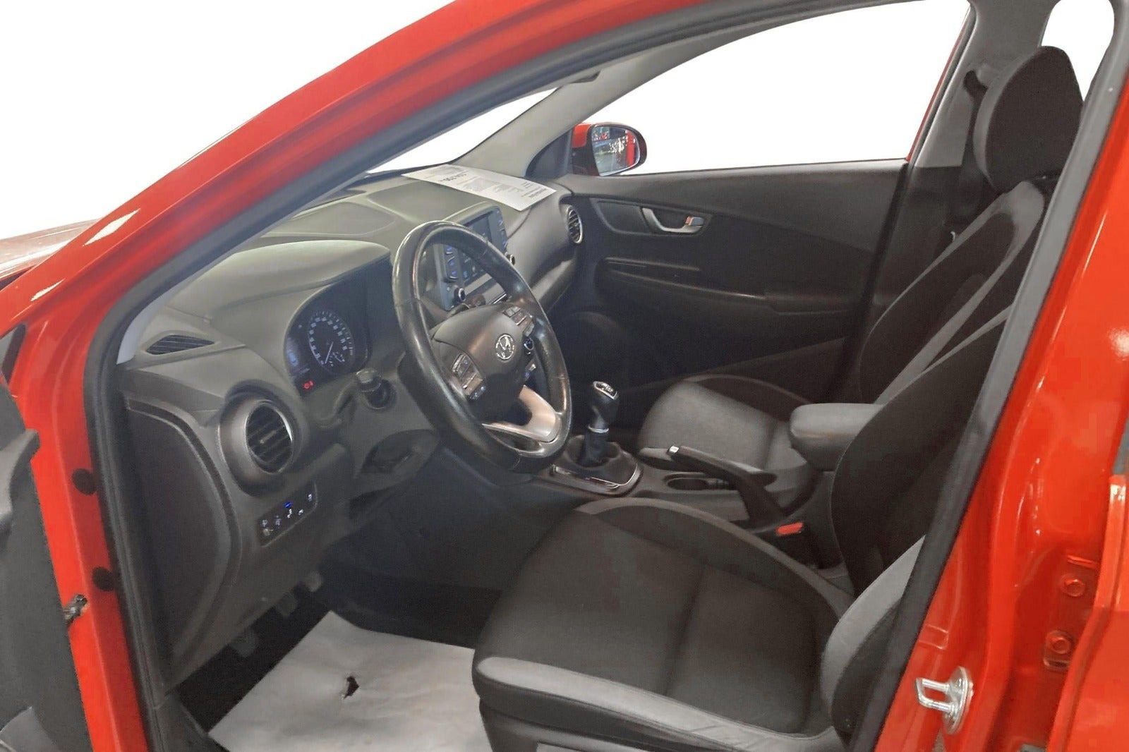 Orange Hyundai Kona fra 2020
