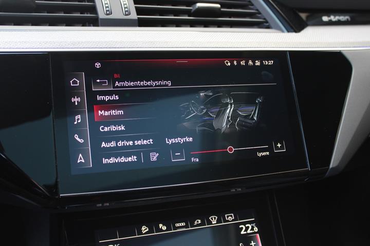 Sort Audi Q8 e-tron fra 2024