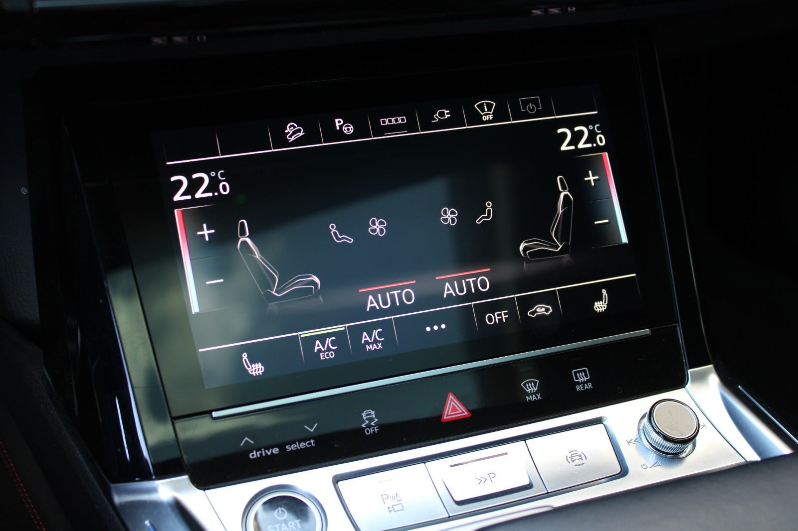 Sort Audi Q8 e-tron fra 2024