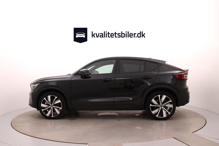 Sort Volvo C40 fra 2023