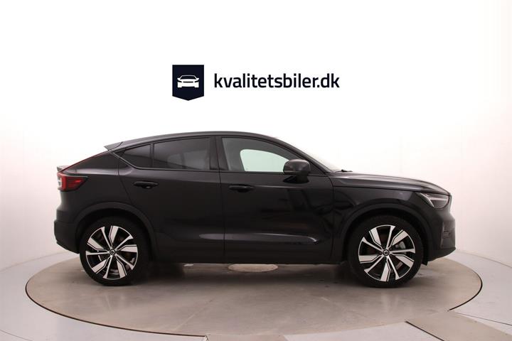 Sort Volvo C40 fra 2023