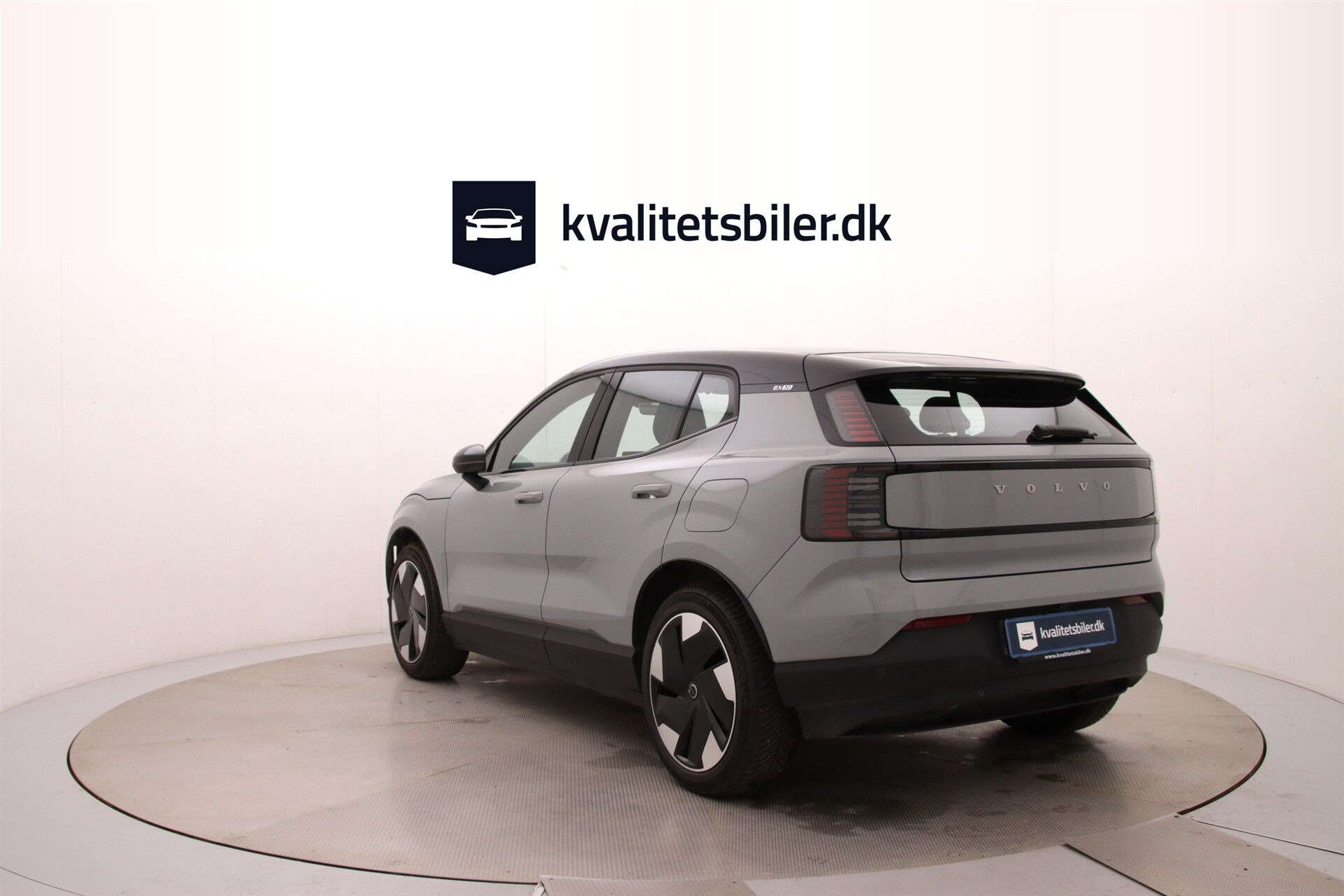 Grå Volvo EX30 fra 2024