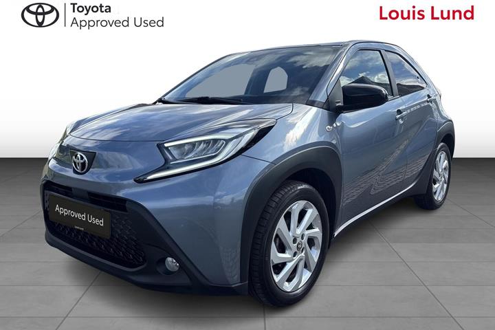 Grå Toyota Aygo X fra 2024