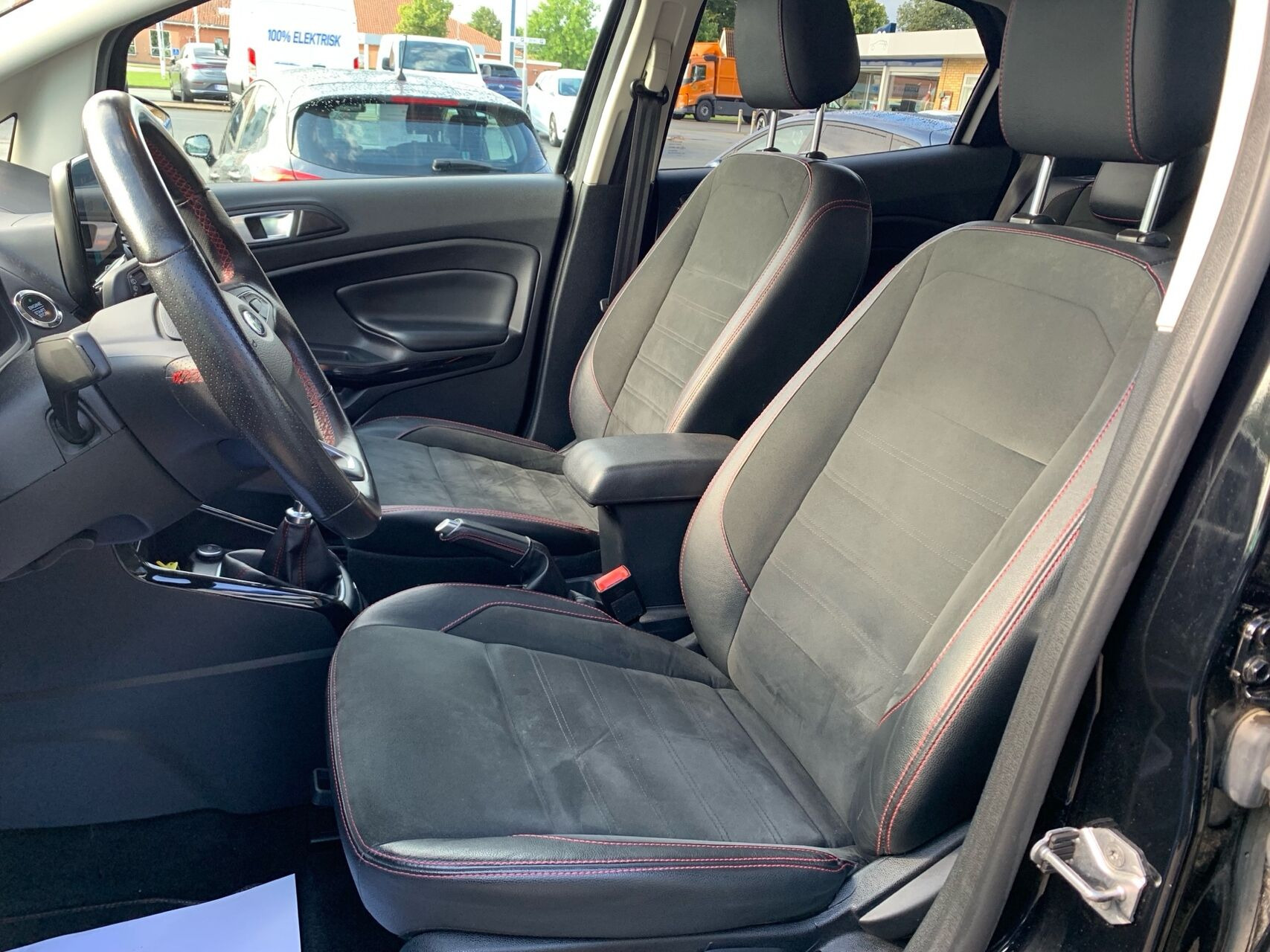 Sort Ford EcoSport fra 2018