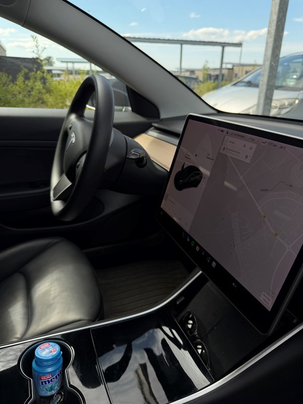 undefined Tesla Model 3 fra 2020