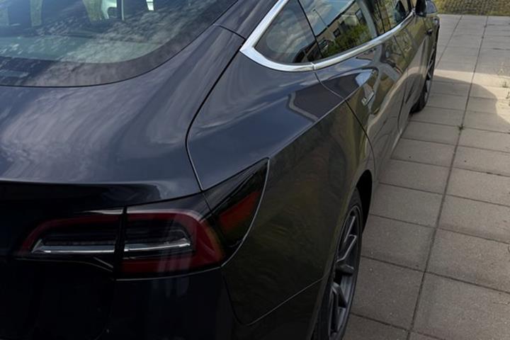 undefined Tesla Model 3 fra 2020