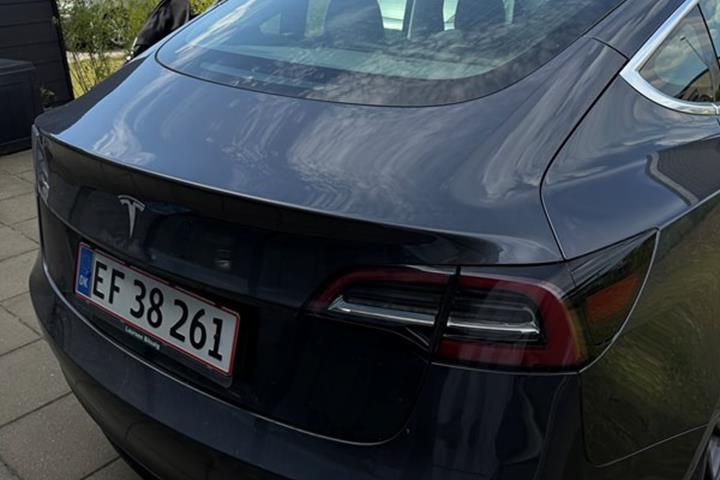 undefined Tesla Model 3 fra 2020
