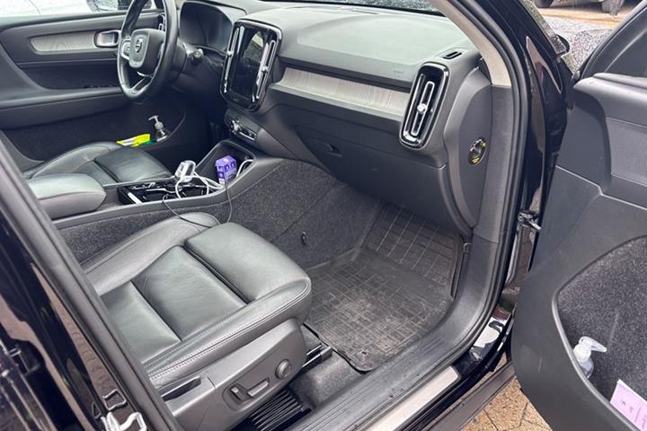 undefined Volvo XC40 fra 2021