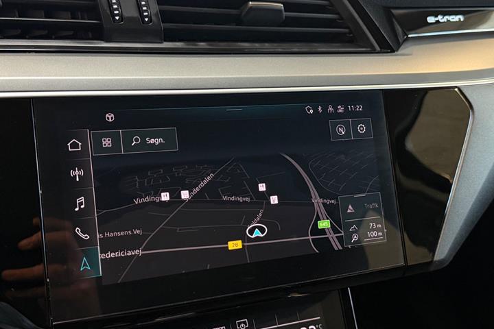 Grå Audi e-tron fra 2020