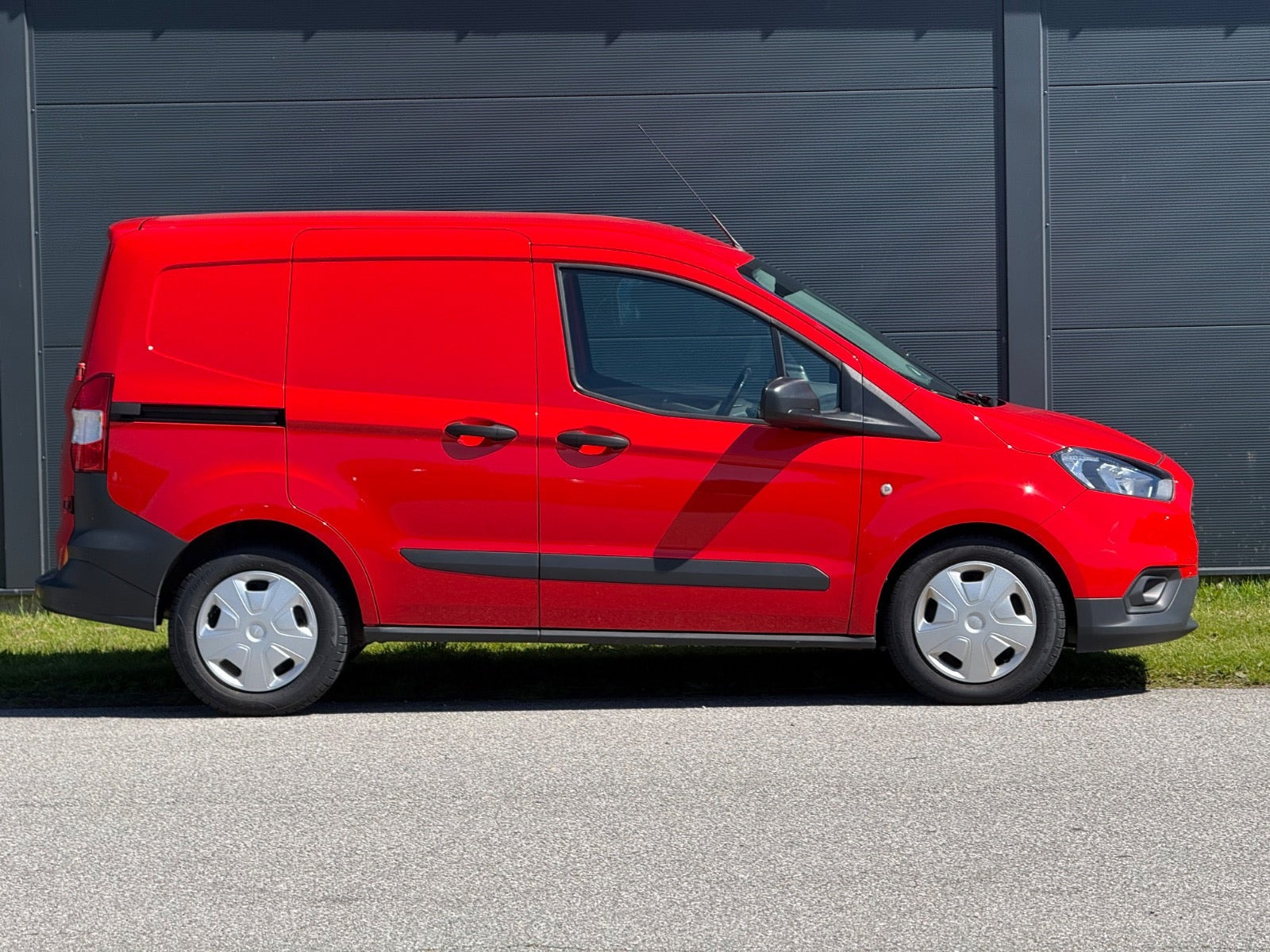 undefined Ford Transit Courier fra 2023