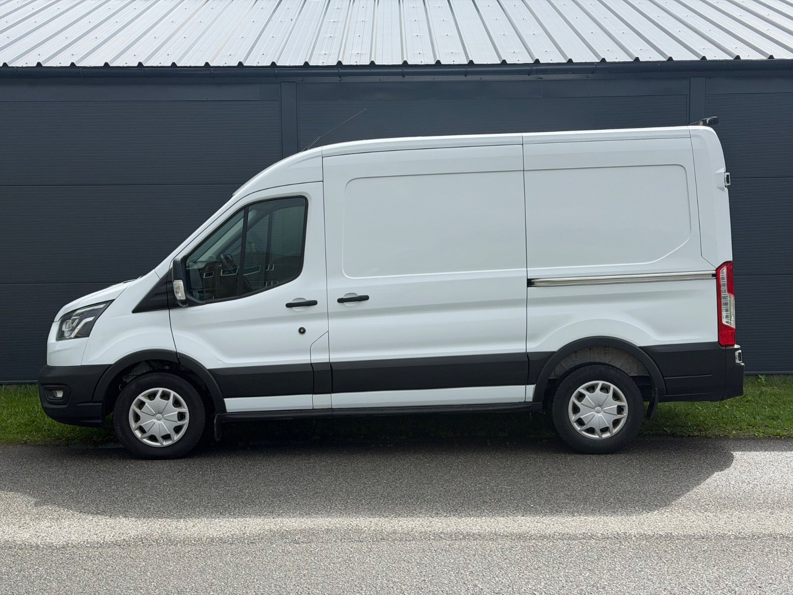 undefined Ford Transit 350 L2 Van fra 2020