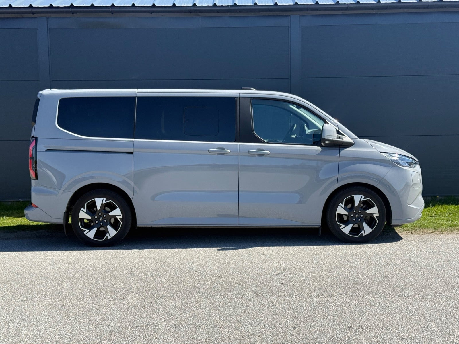undefined Ford Tourneo Custom 340 L1 fra 2024